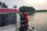 Barca unui bărbat din Ceatalchioi plutea în derivă și au fost solicitații pompierii pentru căutarea persoanei în apele Dunării Barca unui bărbat din Ceatalchioi plutea în derivă și au fost solicitații pompierii pentru căutarea persoanei în apele Dunării