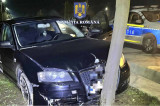 Dosar penal la Cobadin: Are 18 ani a băut, a furat un autoturism pe care l-a condus fără permis și a intrat într-un copac